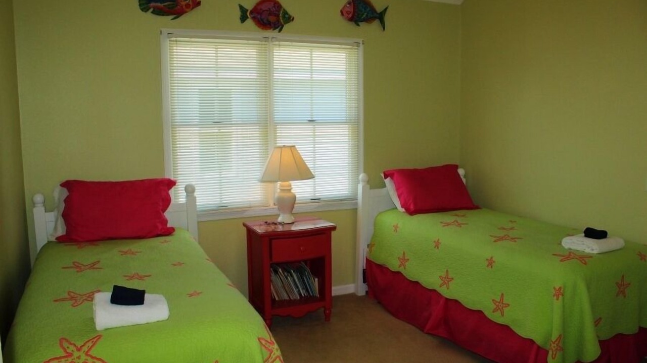 Photo of Bedroom in Manteo