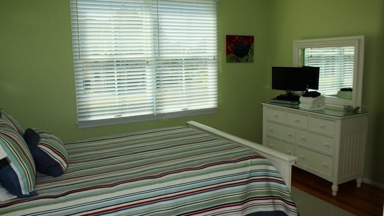 Photo of Bedroom in Manteo