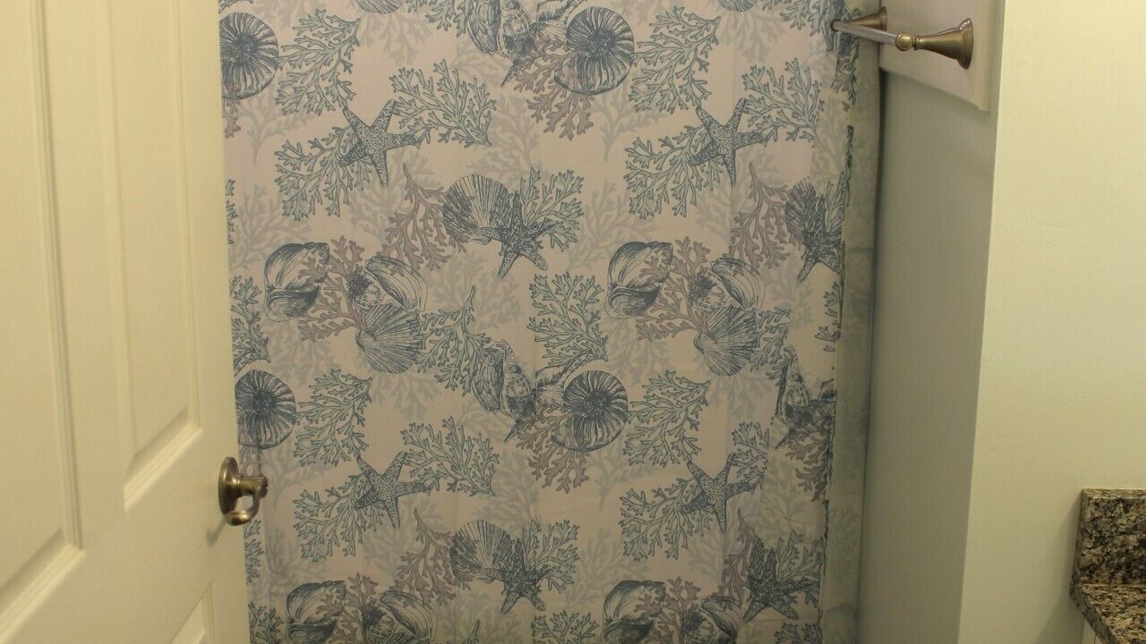 Photo of Bathroom in Manteo