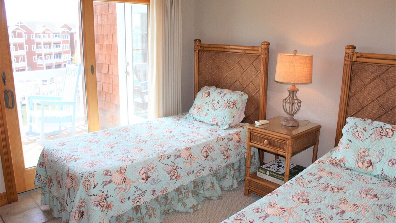 Photo of Bedroom in Manteo