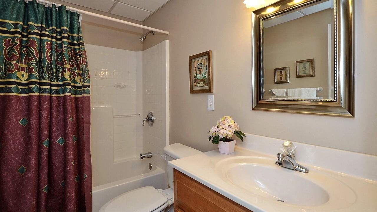 Photo of Bathroom in Arden