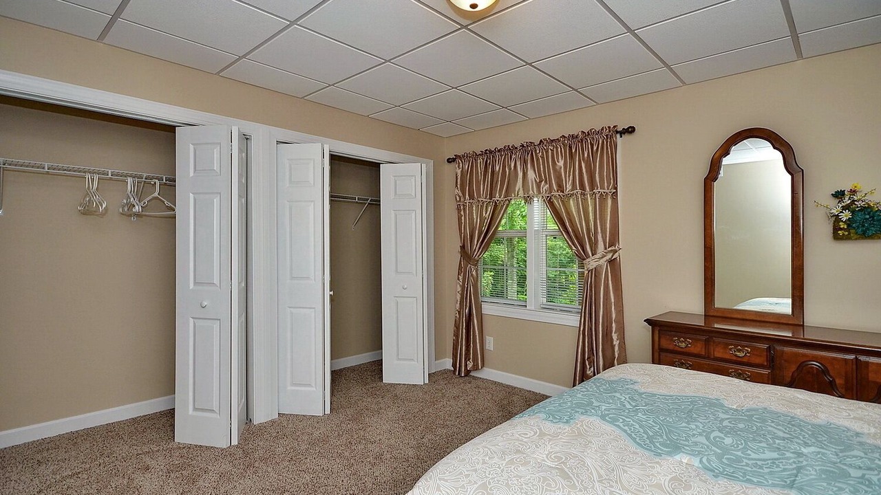 Photo of Bedroom in Arden