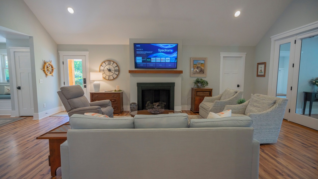 Photo of Livingroom in Mooresville