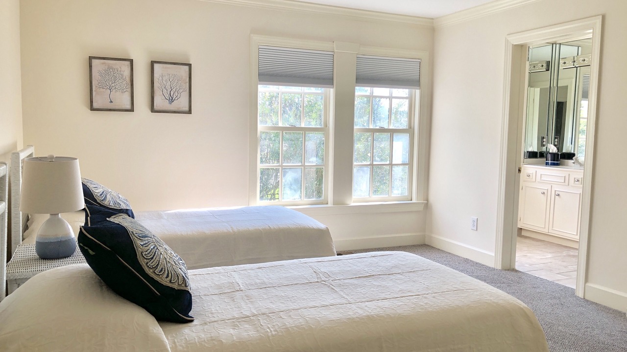 Photo of Bedroom in Shell Island