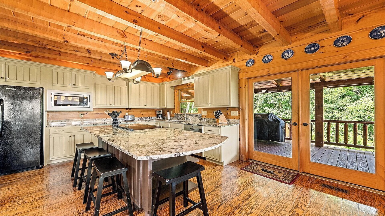 Photo of Kitchen in Maggie Valley