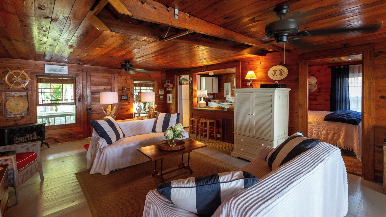 Photo of Livingroom in Minnesott Beach
