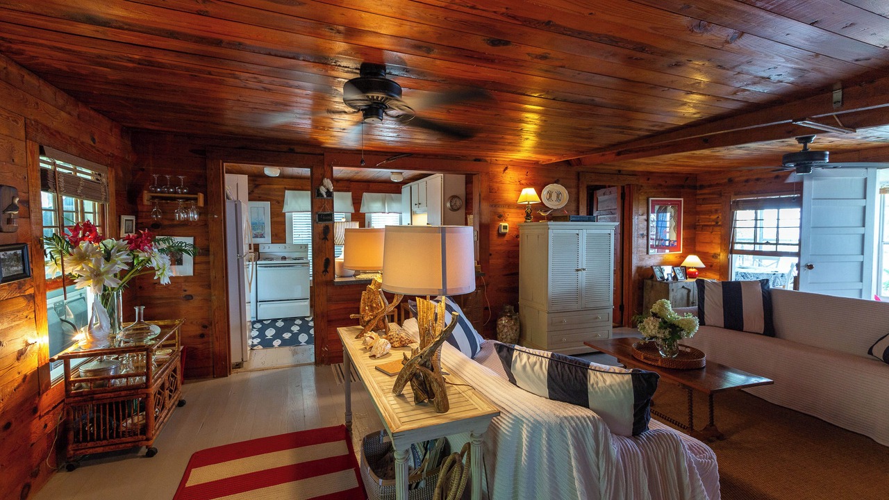 Photo of Livingroom in Minnesott Beach