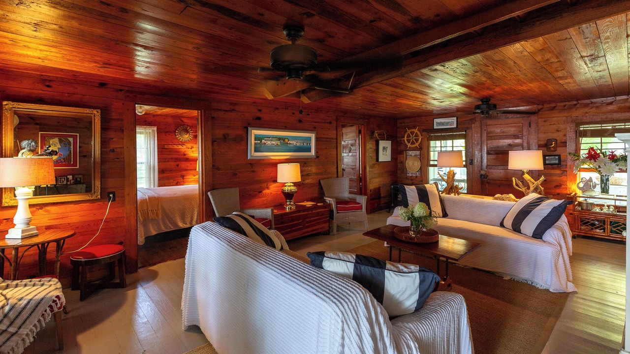 Photo of Livingroom in Minnesott Beach
