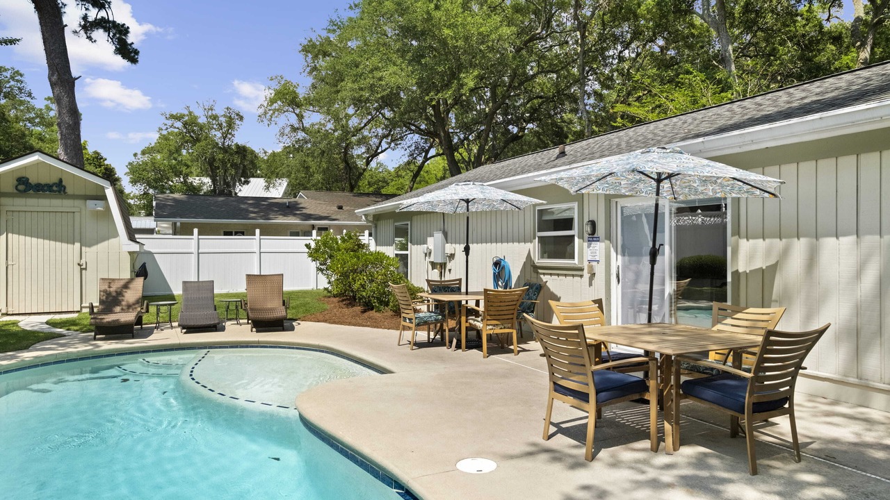 Photo of Outdoor in Folly Field
