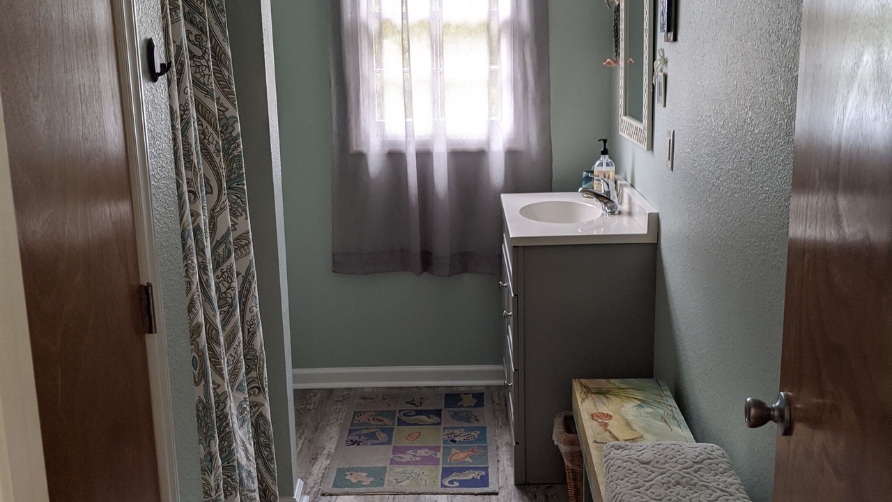 Photo of Bathroom in Kill Devil Hills