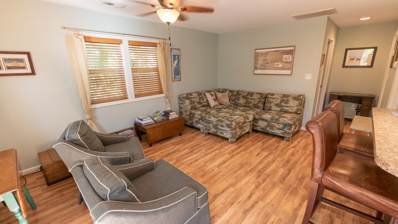 Photo of Livingroom in Kill Devil Hills