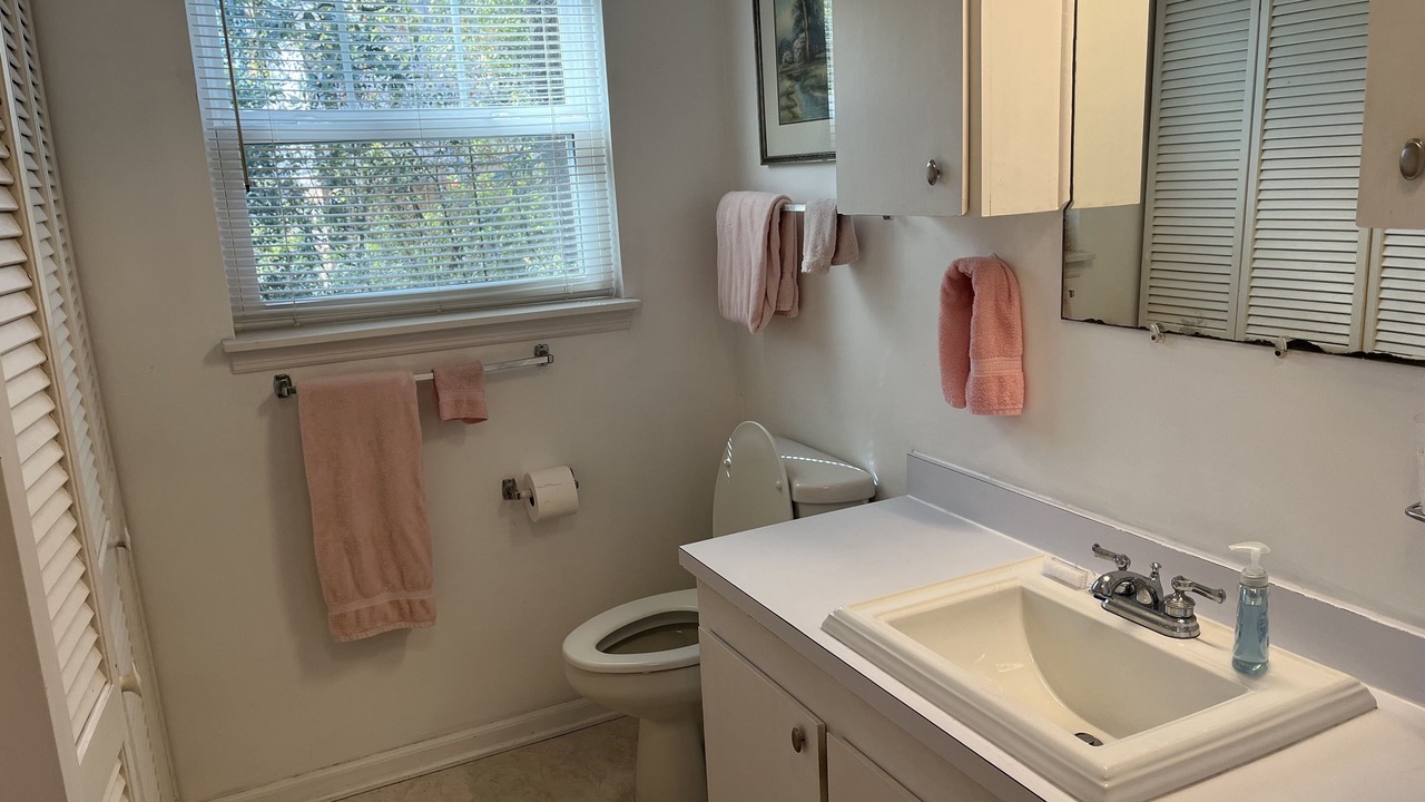 Photo of Bathroom in Beaufort