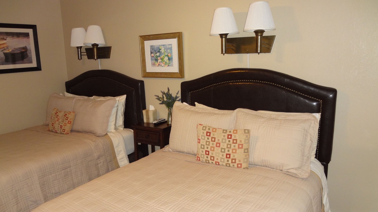Photo of Bedroom in Robbinsville