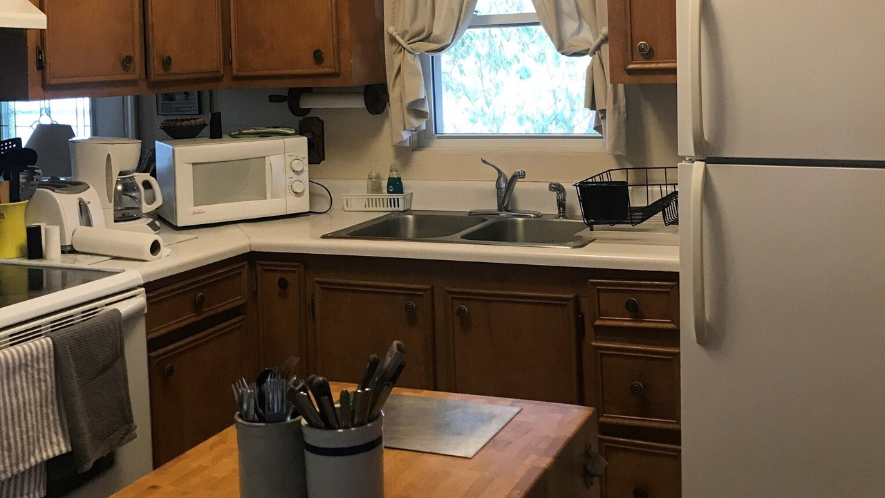 Photo of Kitchen in Hendersonville