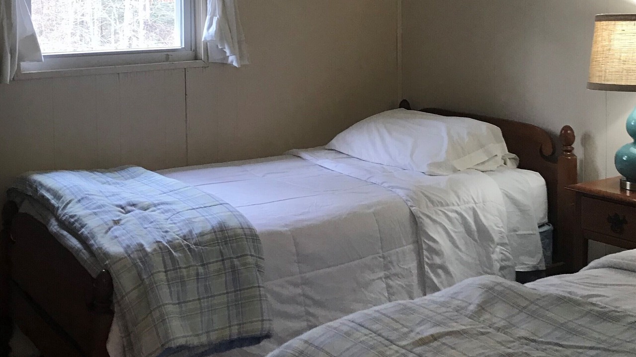 Photo of Bedroom in Hendersonville