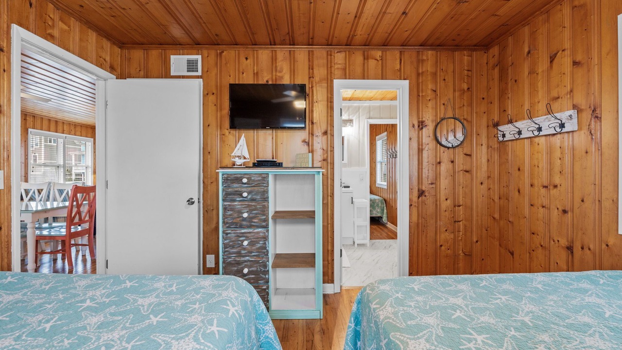 Photo of Bedroom in Ocean Isle Beach