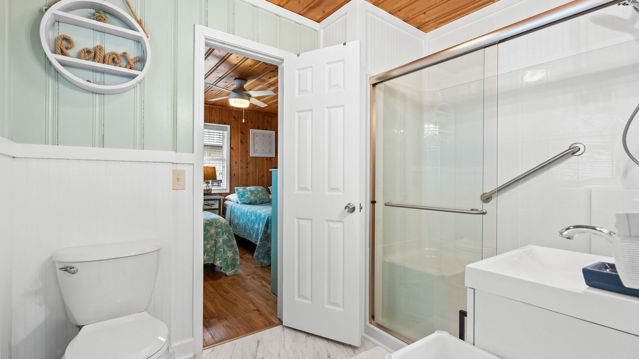 Photo of Bathroom in Ocean Isle Beach