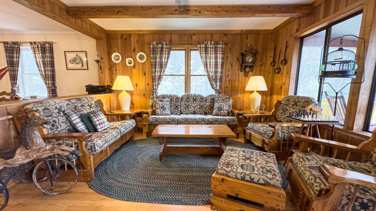 Photo of Livingroom in Gerton