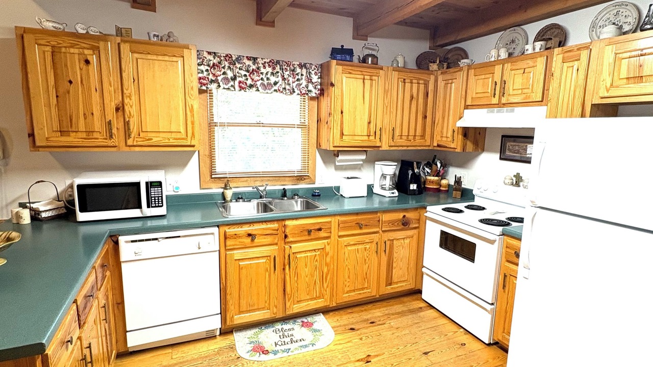 Photo of Kitchen in Candler