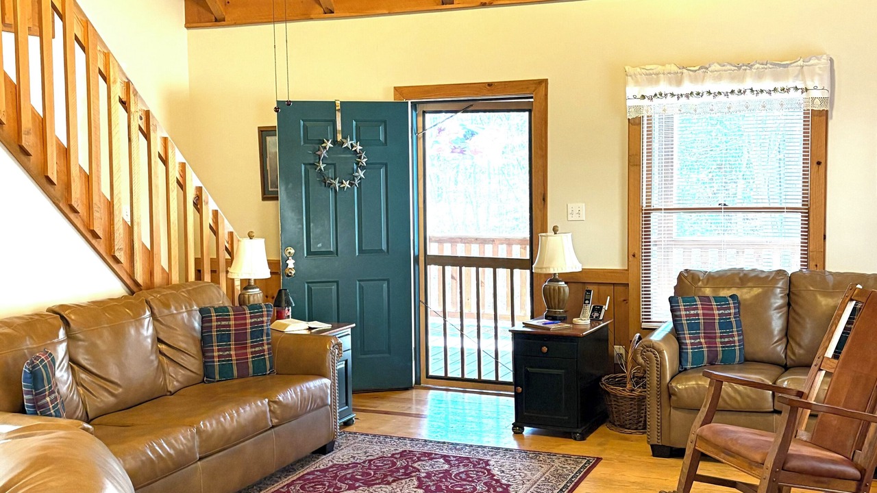 Photo of Livingroom in Candler