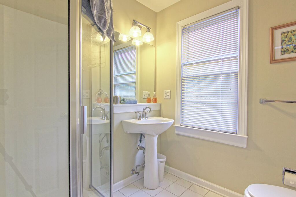 Photo of Bathroom in Wilmington Historic District