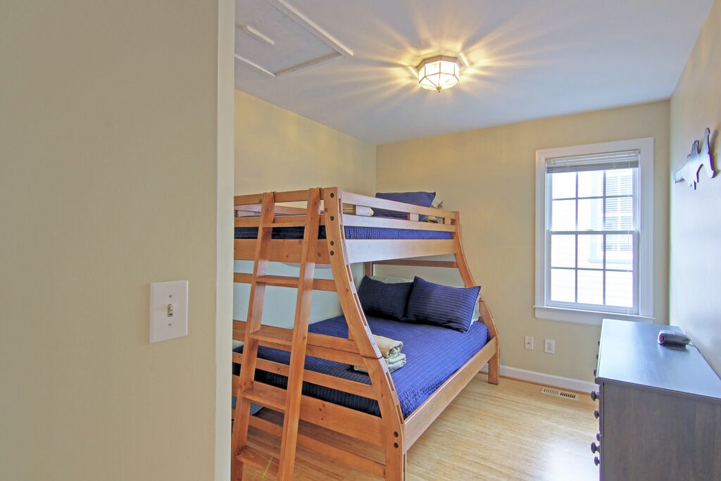 Photo of Bedroom in Wilmington Historic District