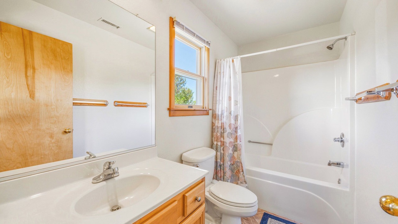 Photo of Bathroom in Rodanthe