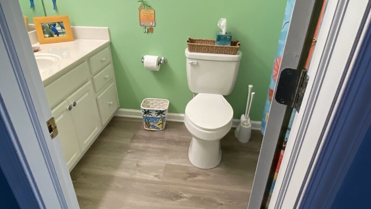 Photo of Bathroom in Colington