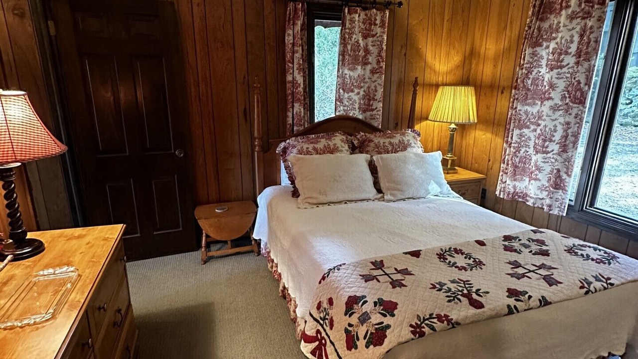 Photo of Bedroom in Highlands Hills