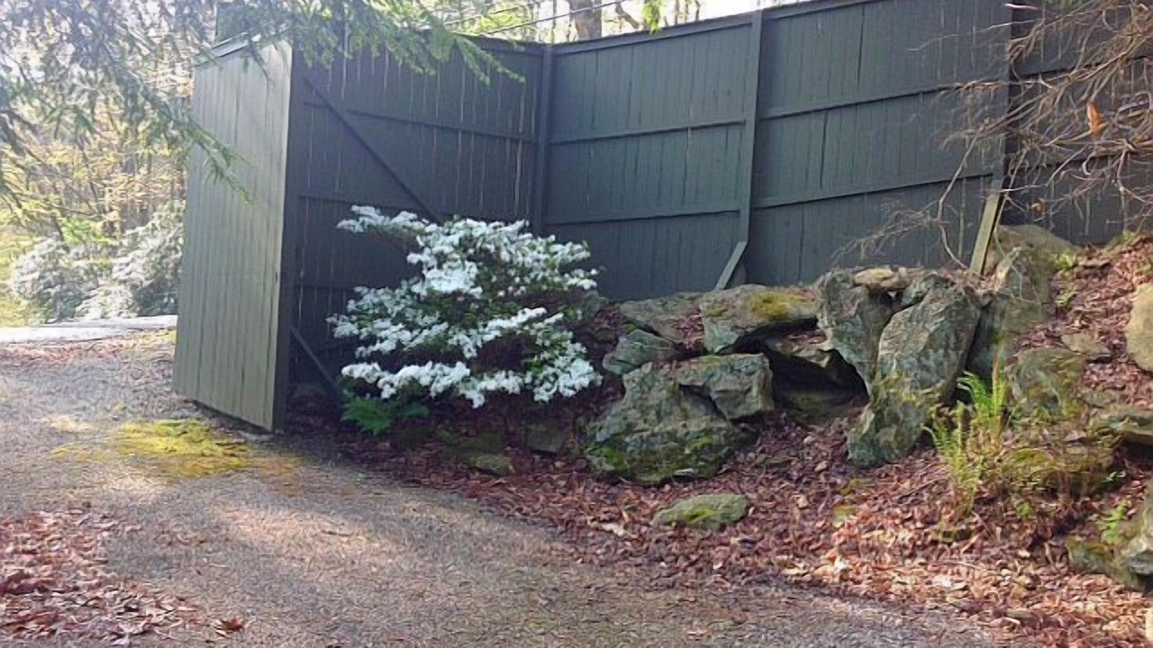Photo of Outdoor in Highlands Hills
