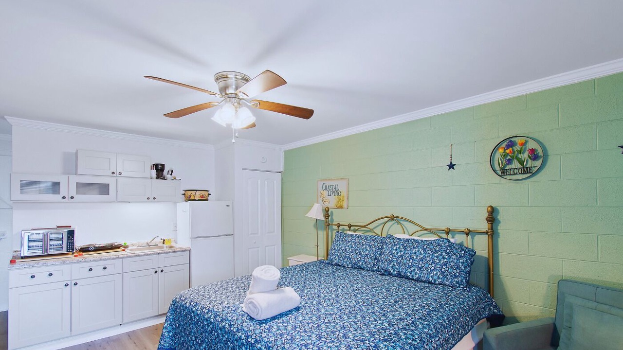 Photo of Bedroom in Sunset Beach