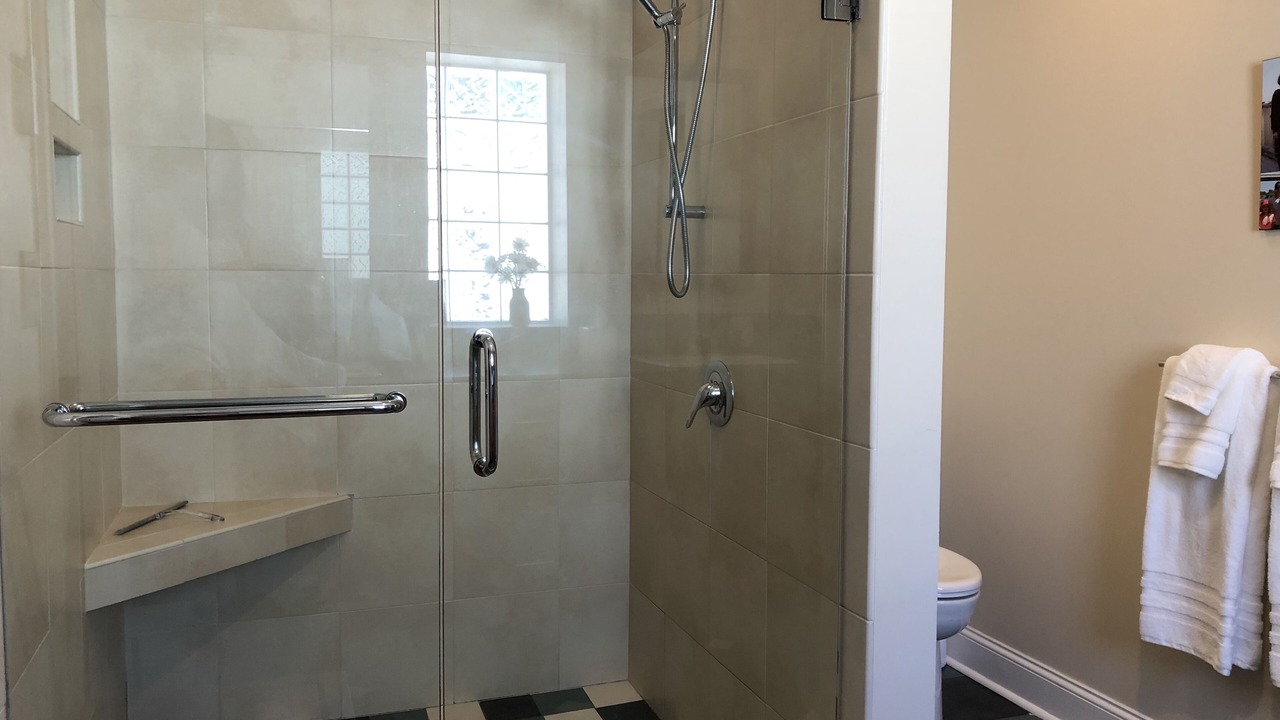 Photo of Bathroom in Blowing Rock