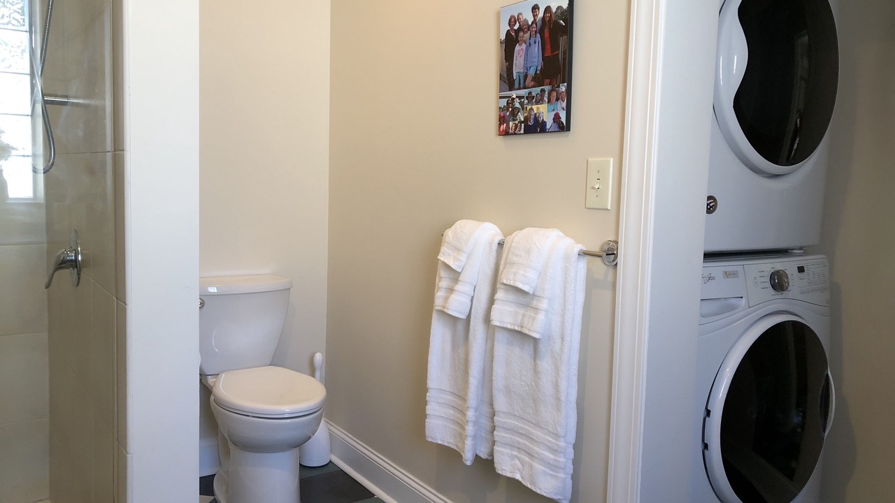 Photo of Bathroom in Blowing Rock