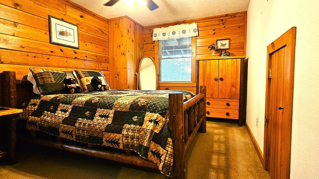 Photo of Bedroom in Waynesville