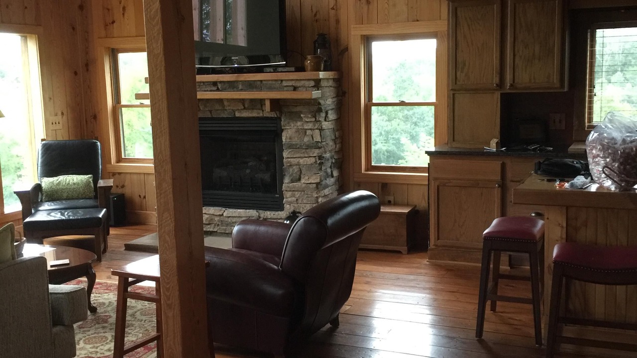Photo of Livingroom in Mount Airy