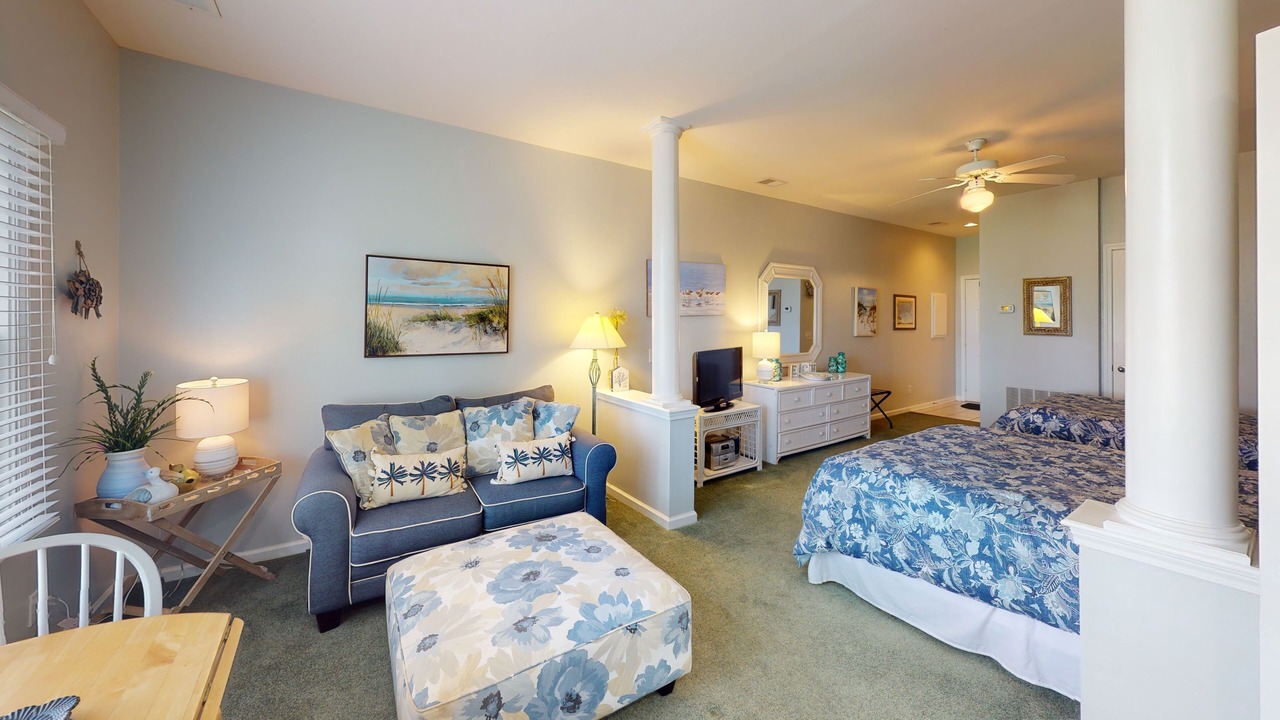 Photo of Bedroom in Sunset Beach