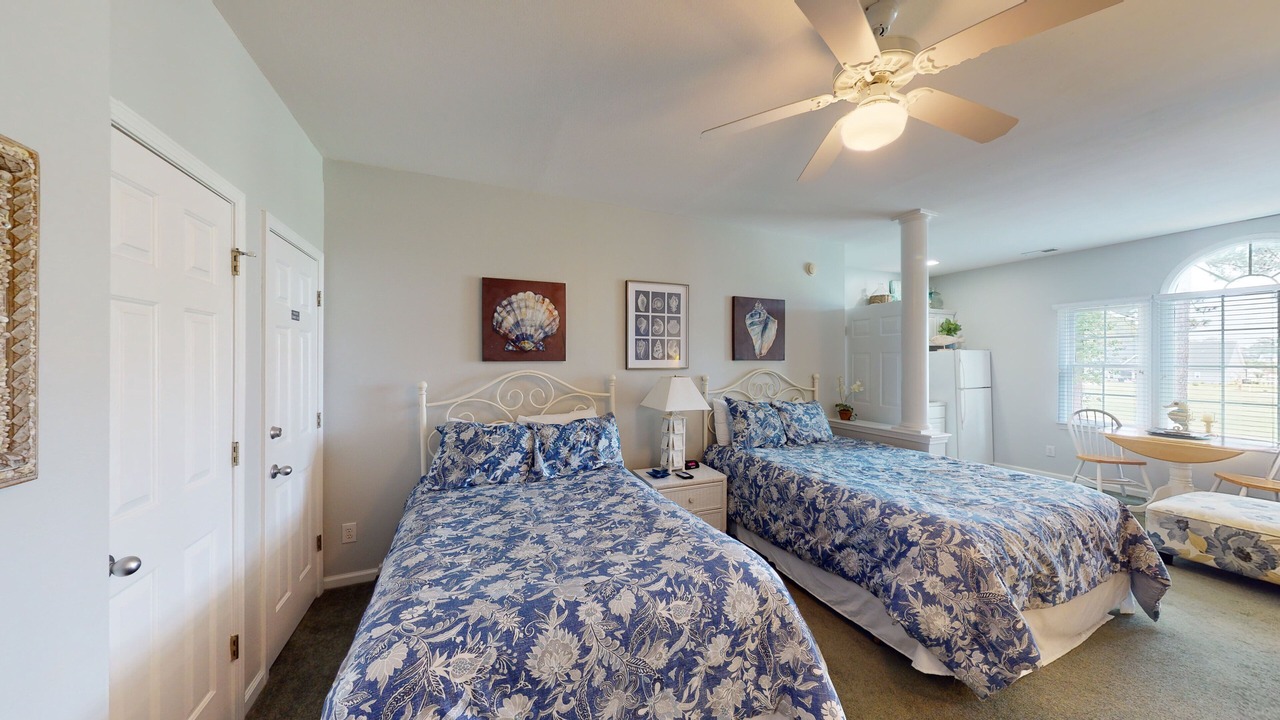 Photo of Bedroom in Sunset Beach