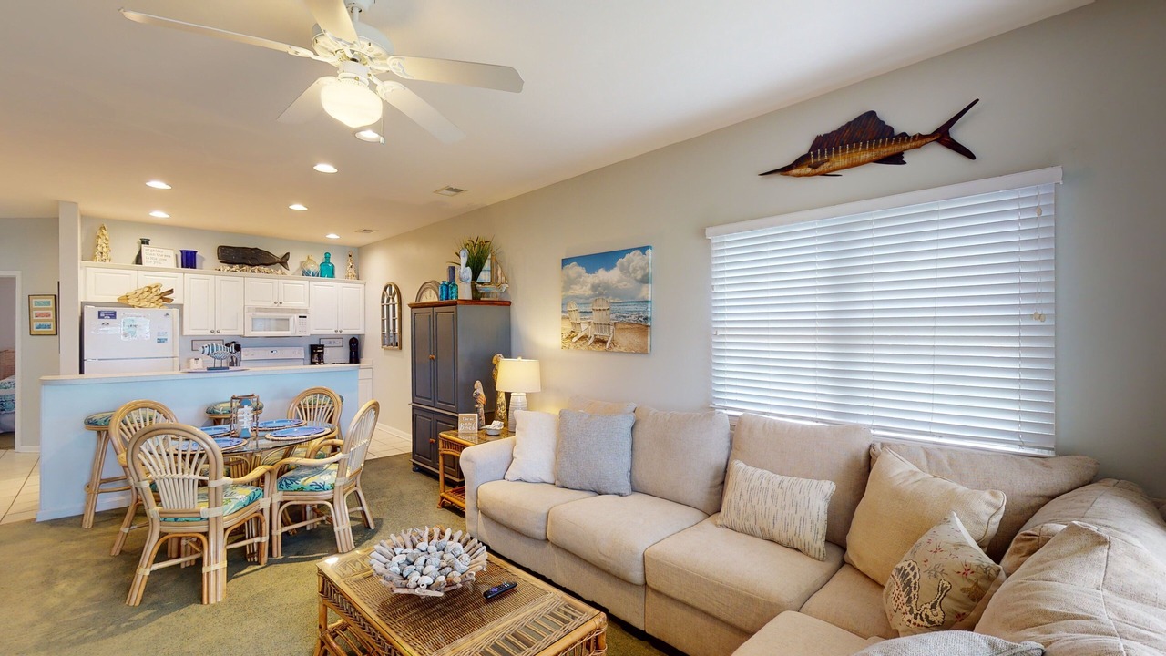 Photo of Livingroom in Sunset Beach