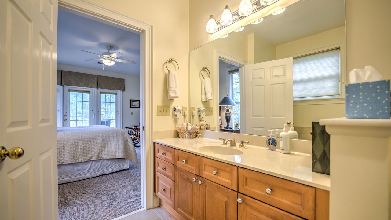 Photo of Bathroom in Maggie Valley