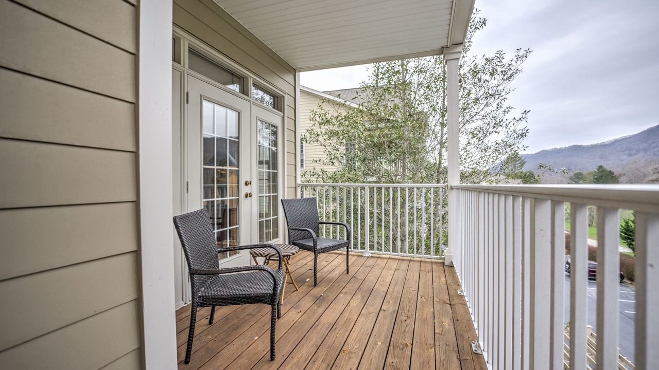 Photo of Patio Balcony in Maggie Valley