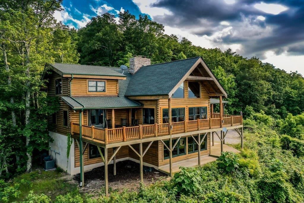 Photo of Outdoor in Lake Lure