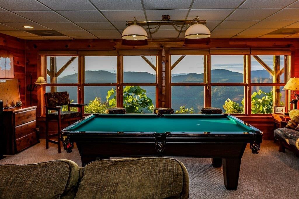 Photo of Bedroom in Lake Lure