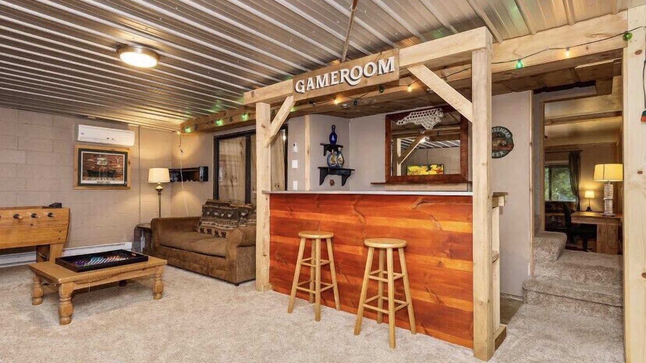 Photo of Livingroom in Valley Creek Run