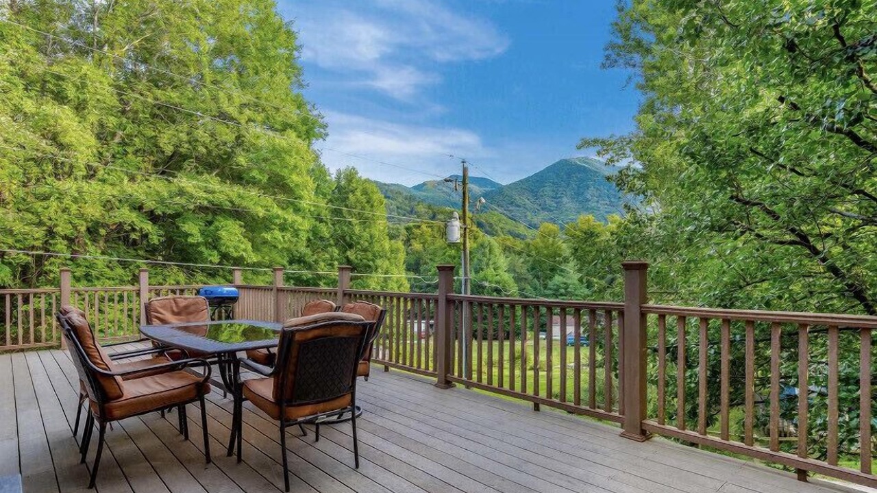 Photo of Outdoor in Valley Creek Run