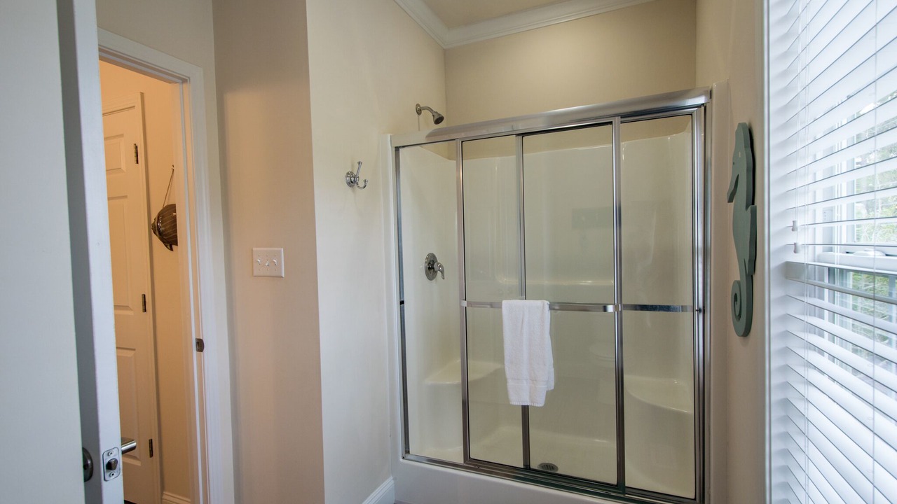 Photo of Bathroom in Emerald Isle