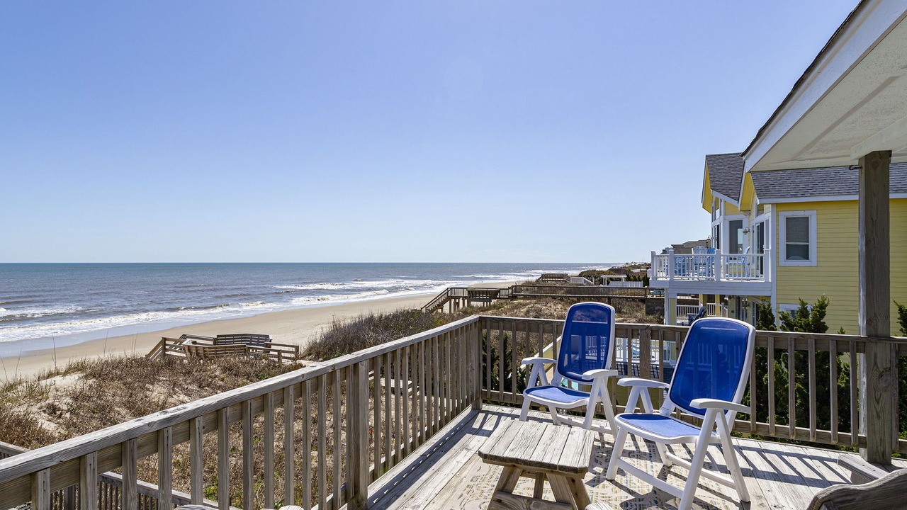 Photo of Bedroom in Whalehead Beach