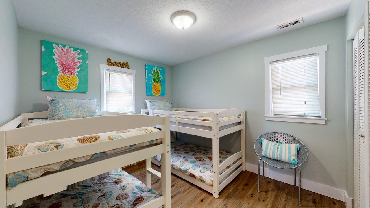 Photo of Bedroom in Wilmington Beach