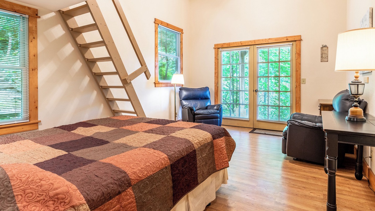 Photo of Bedroom in Waynesville