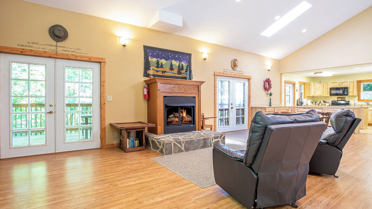 Photo of Livingroom in Waynesville