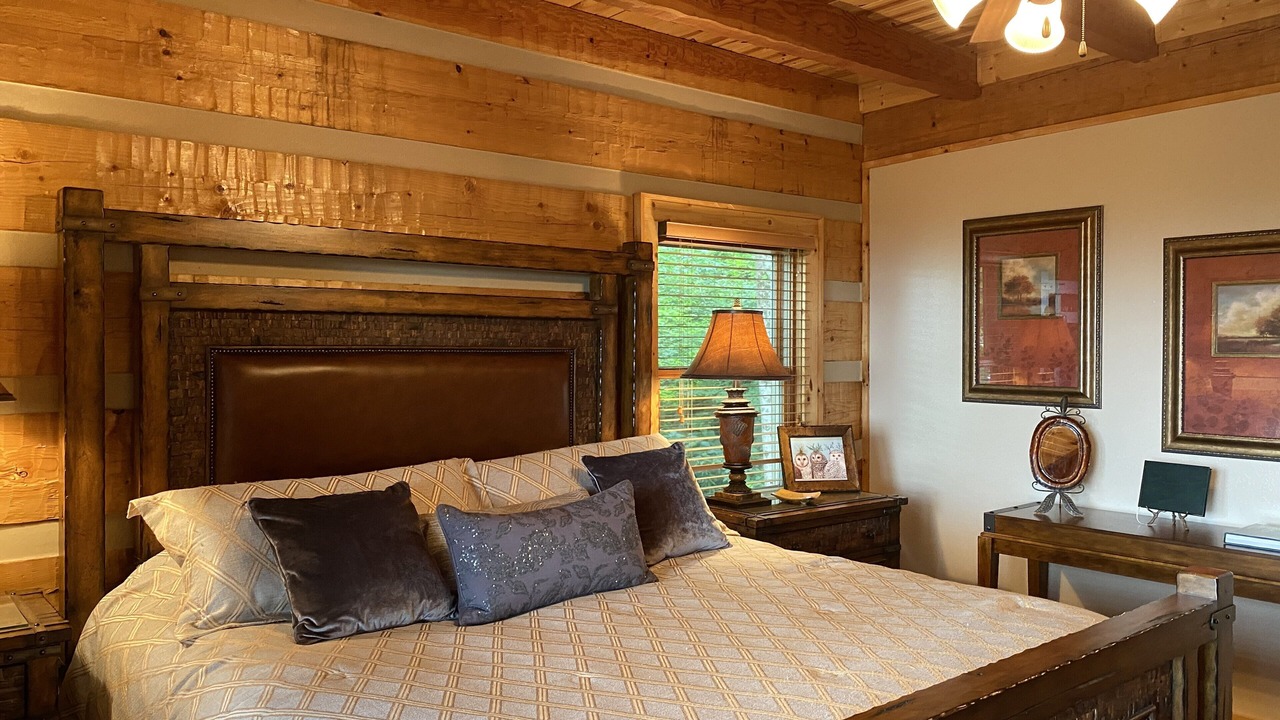 Photo of Bedroom in Maggie Valley